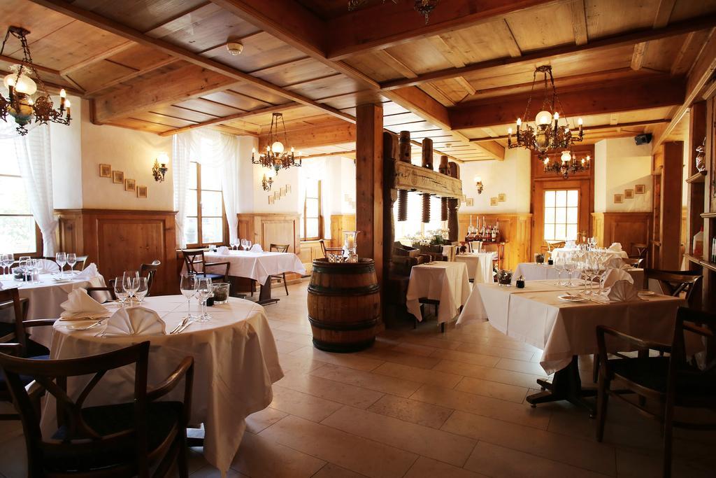 Romantik Hotel Landhaus Liebefeld Koniz Bagian luar foto